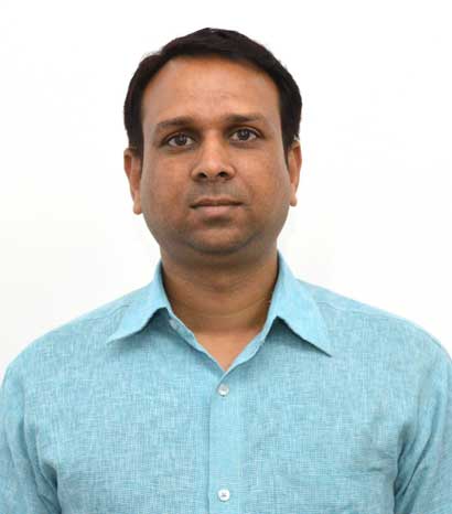 Mr. Vineesh Kumar Singh