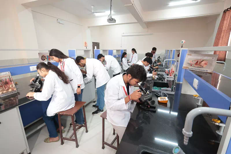 lab-img