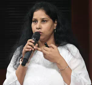 nalini-pavuluri_speaker