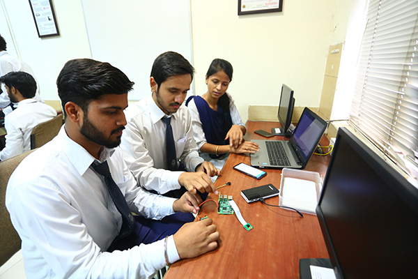 lab-img